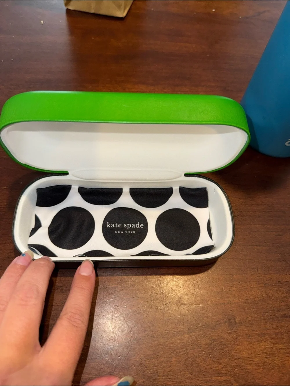kate spade Yolanda brown tortoiseshell cat-eye sunglasses with green case